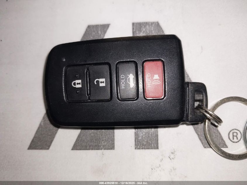 2016 Toyota Camry Hybrid Le VIN: 4T1BD1FK2GU192855 Lot: 43925518