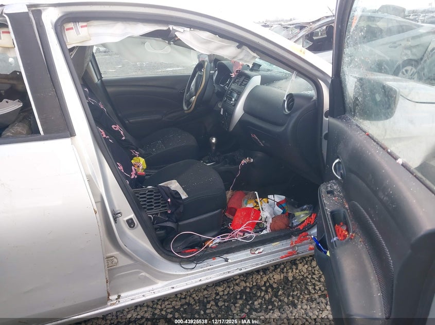 2017 Nissan Versa 1.6 Sv