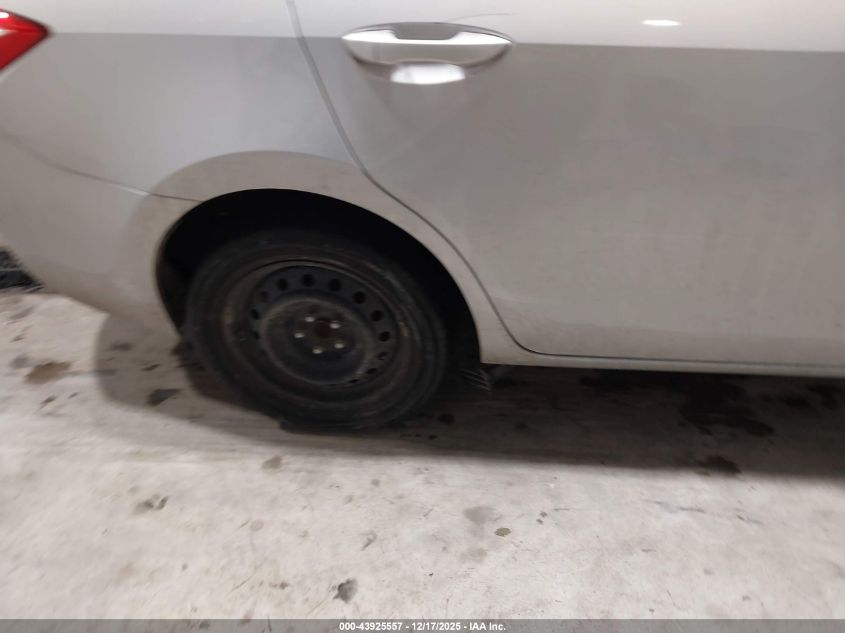 2015 Toyota Corolla Le VIN: 5YFBURHE2FP270833 Lot: 43925557