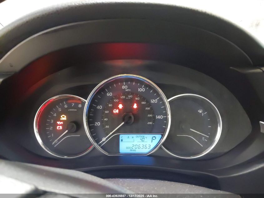 2015 Toyota Corolla Le VIN: 5YFBURHE2FP270833 Lot: 43925557