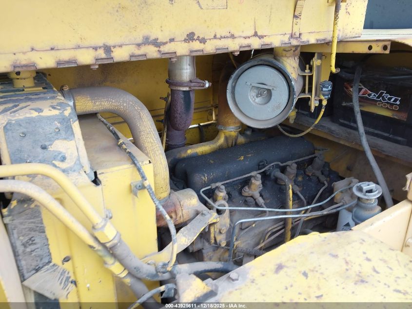 1977 Massey Furgeson Mg 6500 VIN: 202660550 Lot: 43925611