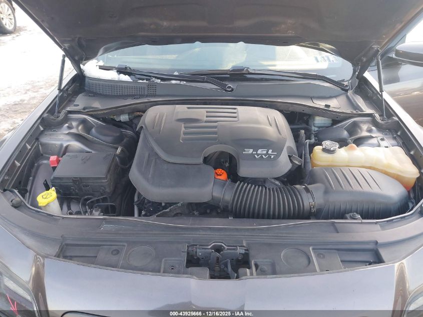 2014 Chrysler 300 300S VIN: 2C3CCABG3EH340349 Lot: 43925666