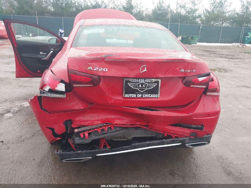 2019 Mercedes-Benz A 220 4Matic VIN: WDD3G4FB2KW013301 Lot: 43925732