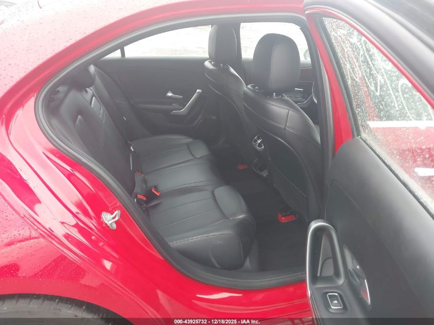 2019 Mercedes-Benz A 220 4Matic VIN: WDD3G4FB2KW013301 Lot: 43925732