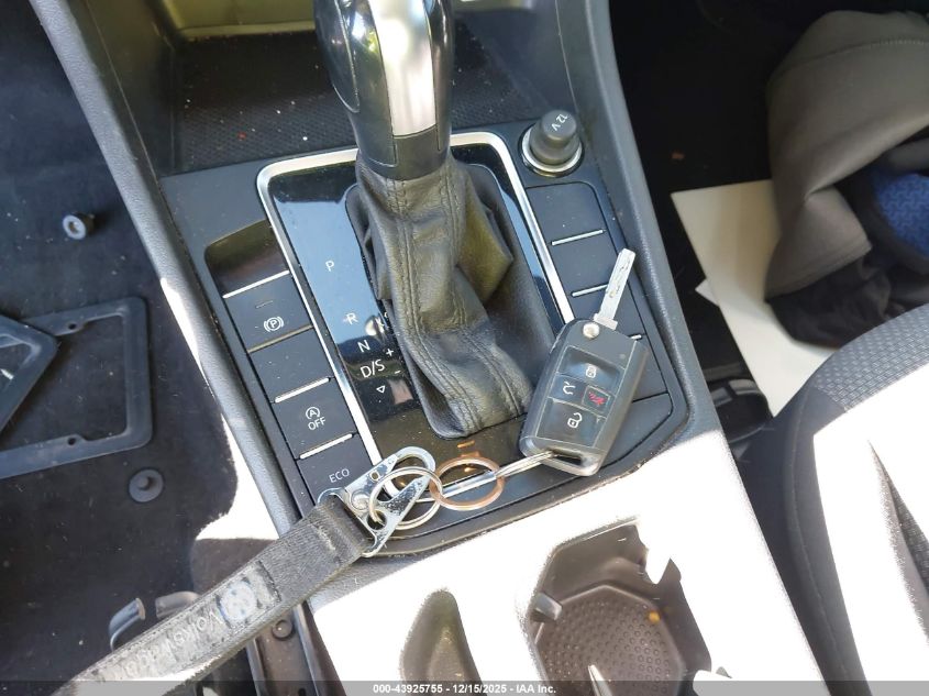 2019 Volkswagen Jetta 1.4T R-Line/1.4T S/1.4T Se VIN: 3VWC57BU0KM083952 Lot: 43925755