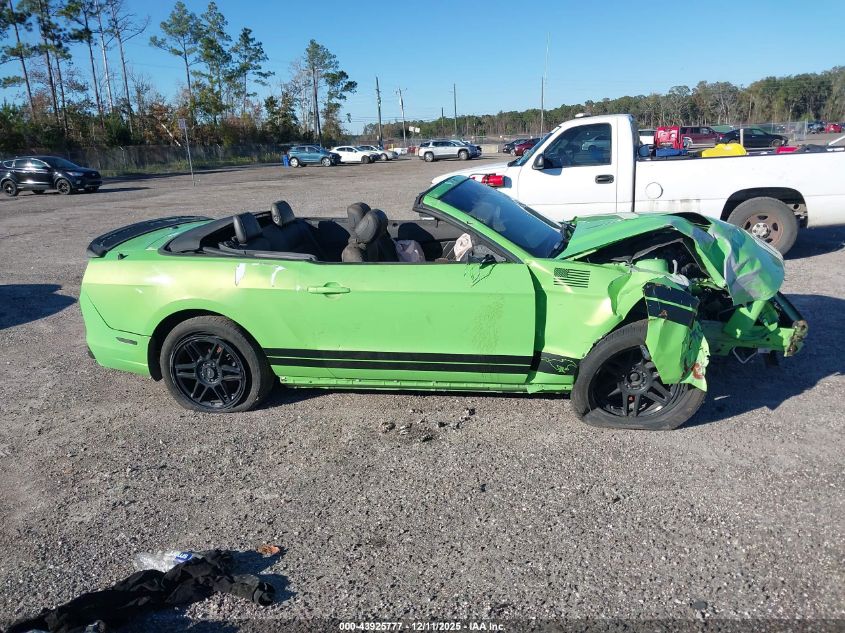 2013 Ford Mustang V6 Premium VIN: 1ZVBP8EM8D5223374 Lot: 43925777