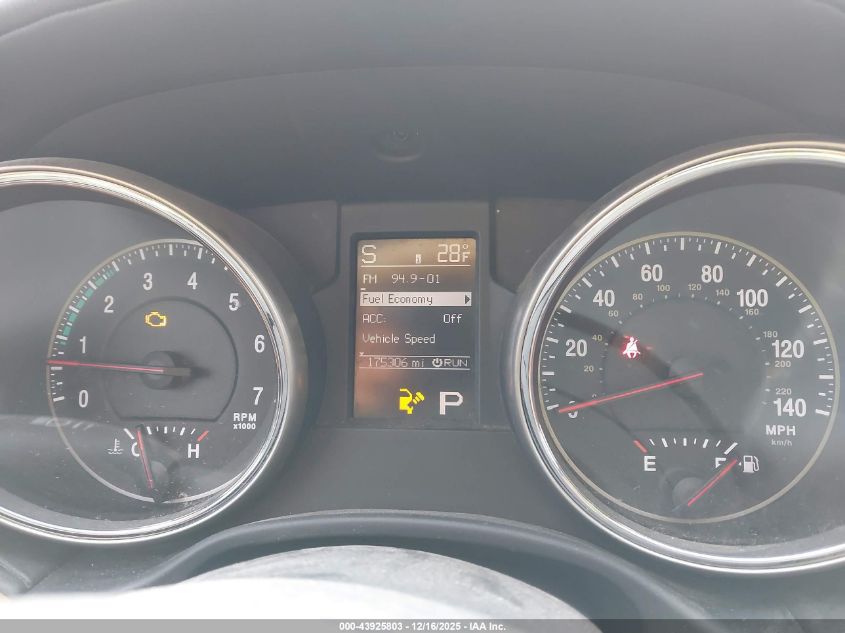 2012 Jeep Grand Cherokee Overland VIN: 1C4RJFCT3CC104997 Lot: 43925803