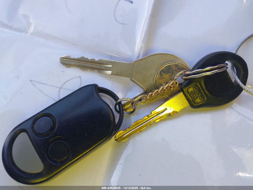 2000 Nissan Xterra Se/Xe VIN: 5N1ED28Y5YC611552 Lot: 43925825