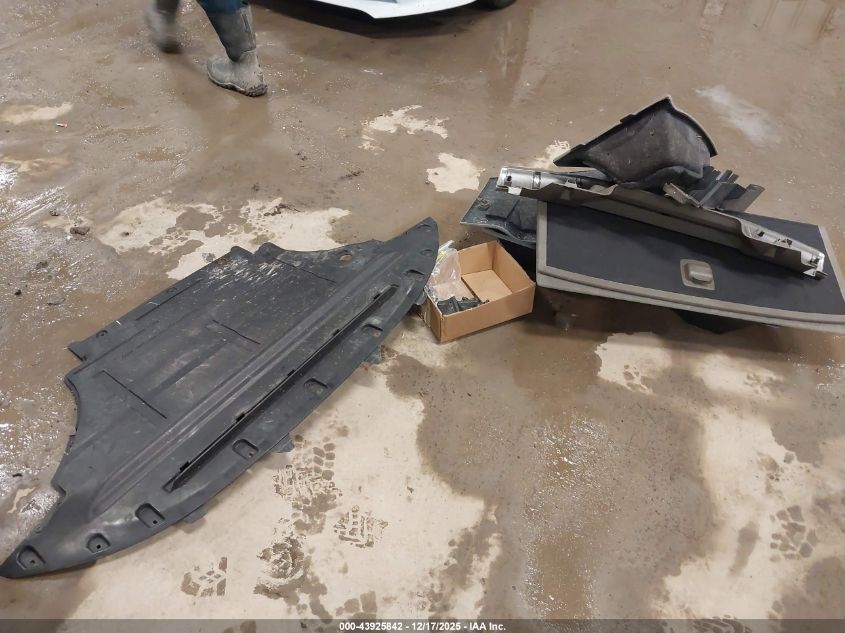 2012 Audi Q5 2.0T Premium VIN: WA1LFAFP7CA003847 Lot: 43925842