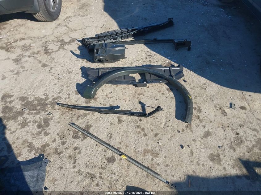 2025 Nissan Rogue S Fwd VIN: 5N1BT3AAXSC871641 Lot: 43925879