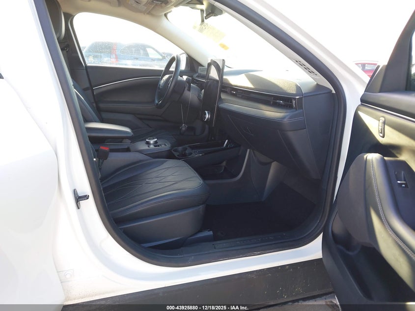 2024 Ford Mustang Mach-E Select