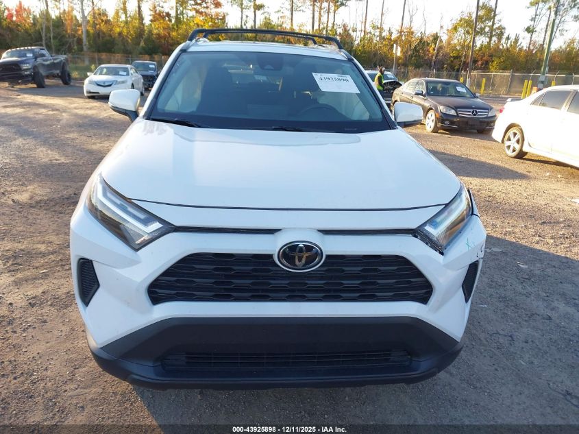 2024 Toyota Rav4 Xle VIN: 2T3W1RFV6RC262632 Lot: 43925898