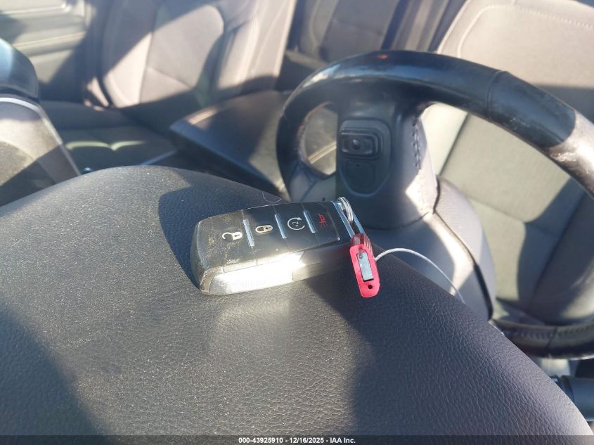 2019 Ram 1500 Big Horn/Lone Star 4X4 5'7 Box VIN: 1C6SRFFT9KN891986 Lot: 43925910