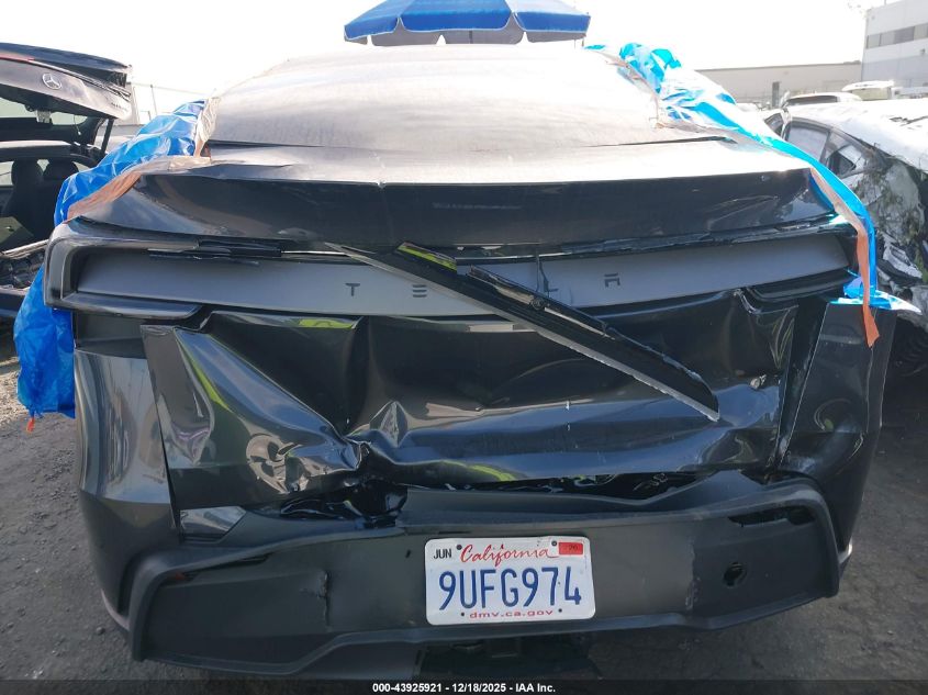 2026 Tesla Model Y Long Range Dual Motor All-Wheel Drive VIN: 7SAYGDED1TF383053 Lot: 43925921