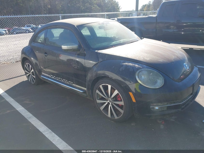 2012 VOLKSWAGEN BEETLE auction photo 1
