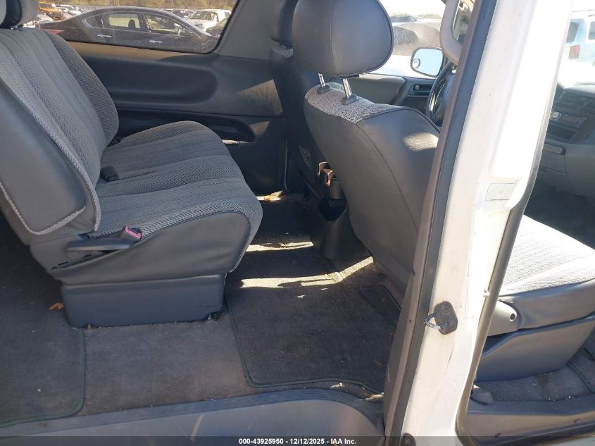 1997 Toyota Previa Dx S/C VIN: JT3GK12M9V1256206 Lot: 43925950