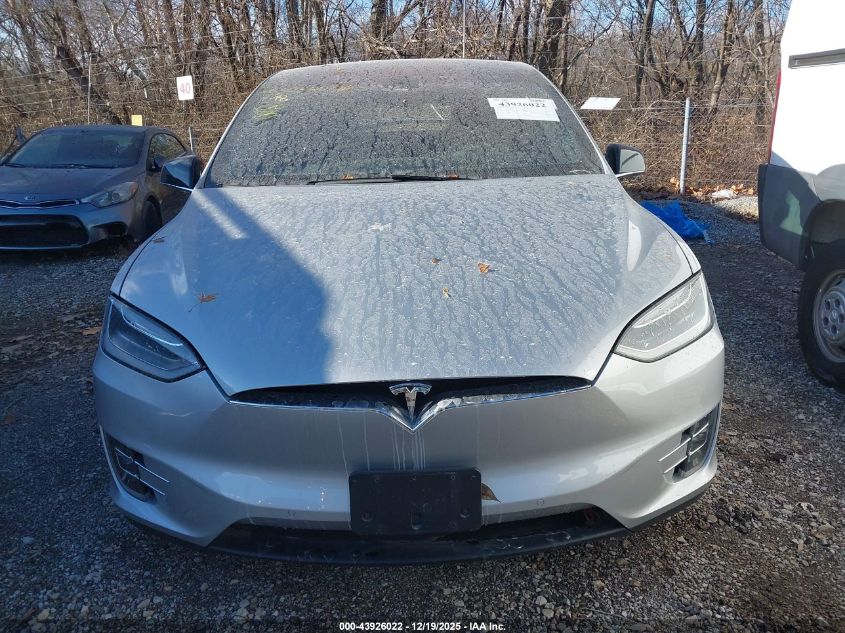 2016 Tesla Model X 60D/70D/75D/90D/P100D VIN: 5YJXCBE2XGF017668 Lot: 43926022