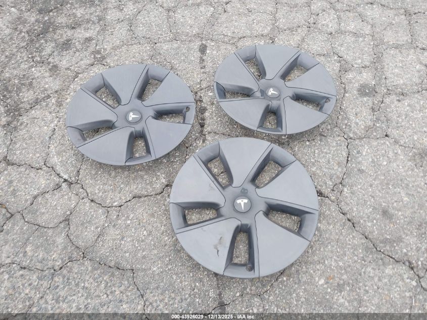 2021 Tesla Model 3 Long Range Dual Motor All-Wheel Drive VIN: 5YJ3E1EB7MF875775 Lot: 43926029