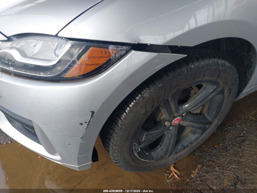 2017 Jaguar F-Pace 35T R-Sport VIN: SADCL2BV9HA499755 Lot: 43926059