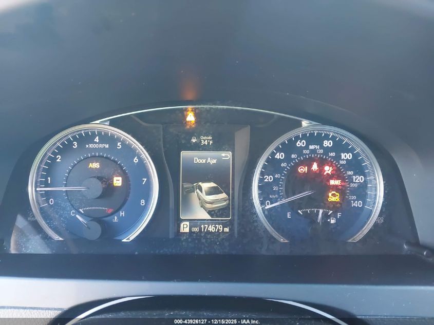 2016 Toyota Camry Le VIN: 4T4BF1FK4GR547623 Lot: 43926127