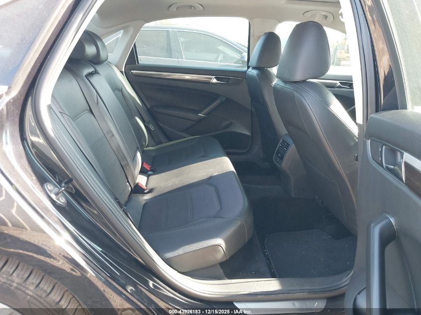 2017 Volkswagen Passat 1.8T Se VIN: 1VWGT7A39HC050040 Lot: 43926183