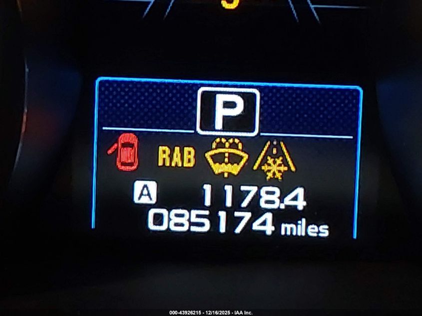 2018 Subaru Outback 2.5I Touring VIN: 4S4BSATC6J3332597 Lot: 43926215