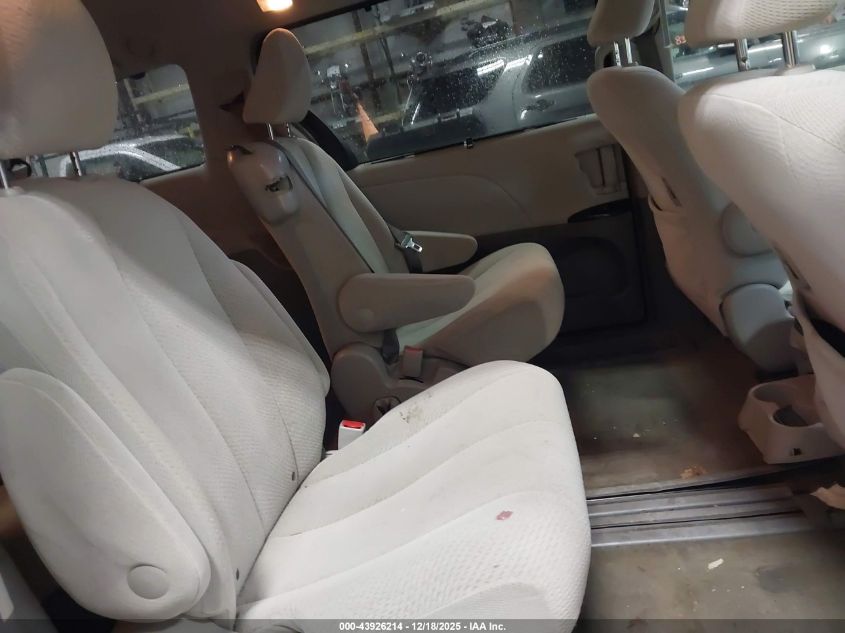 2011 Toyota Sienna Le V6 VIN: 5TDKK3DC6BS152468 Lot: 43926214