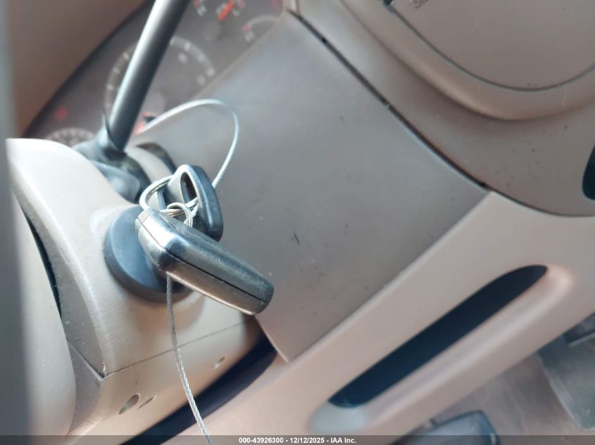 1999 Ford F-150 Lariat/Xl/Xlt VIN: 1FTRX17L7XKA20737 Lot: 43926300