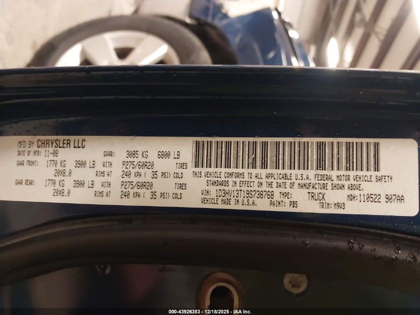 2009 Dodge Ram 1500 Slt/Sport/Trx VIN: 1D3HV13T19S738768 Lot: 43926353