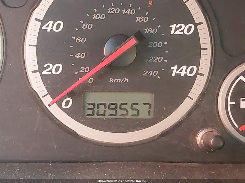 2002 Honda Cr-V Lx VIN: JHLRD68482C009121 Lot: 43926392