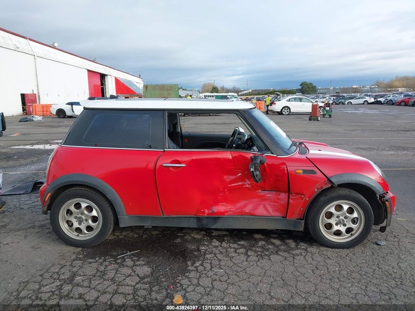 2003 Mini Cooper VIN: WMWRC33433TC46302 Lot: 43926397