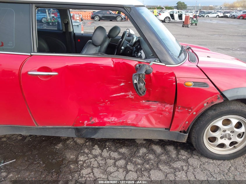 2003 Mini Cooper VIN: WMWRC33433TC46302 Lot: 43926397