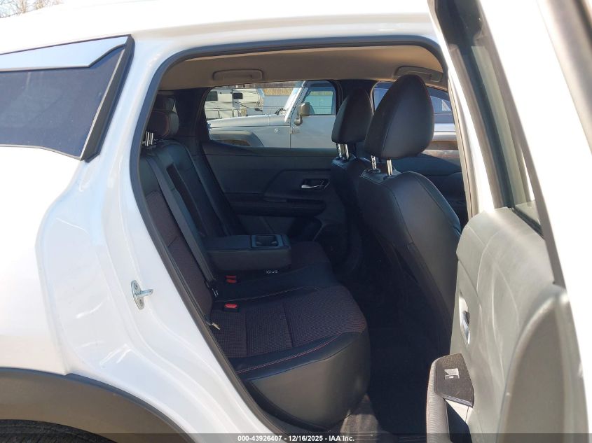 2025 Nissan Kicks Sr Intelligent Awd VIN: 3N8AP6DB9SL332785 Lot: 43926407