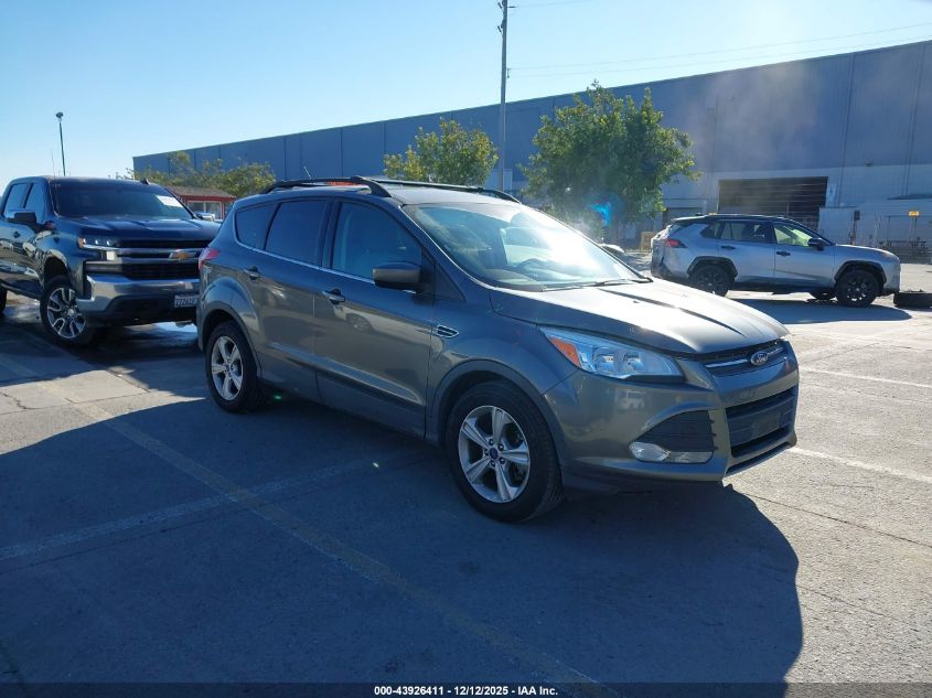 FORD ESCAPE SE