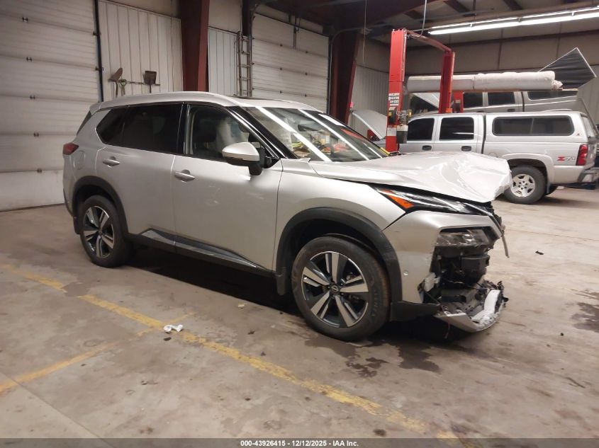 NISSAN ROGUE PLATINUM INTELLIGENT AWD