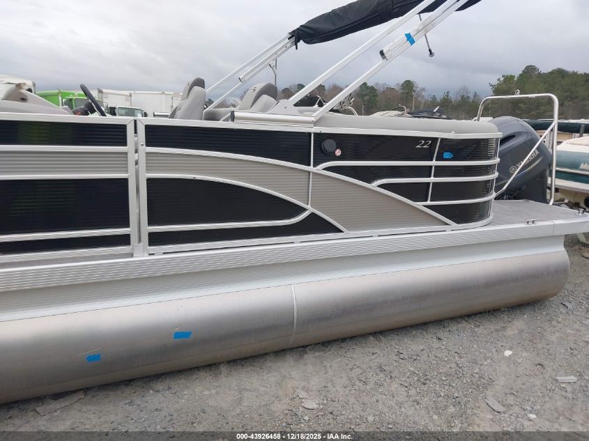 2021 Bennington 22Lsr VIN: 00000ETWK1747J021 Lot: 43926458