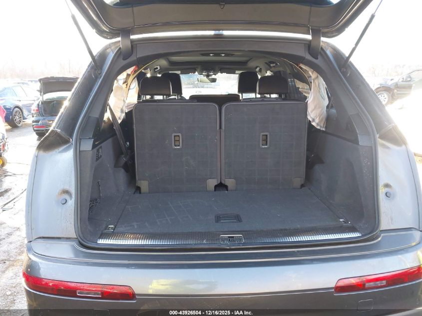 2018 Audi Q7 3.0T Premium VIN: WA1VAAF73JD054944 Lot: 43926504