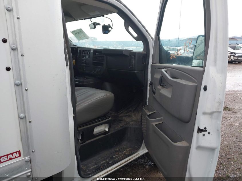 2018 Chevrolet Express Cutaway Work Van VIN: 1GB3GSCG5J1343058 Lot: 43926542