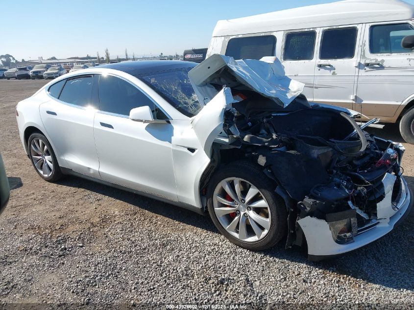 2015 Tesla Model S 85D/P85D VIN: 5YJSA1E4XFF105274 Lot: 43926602