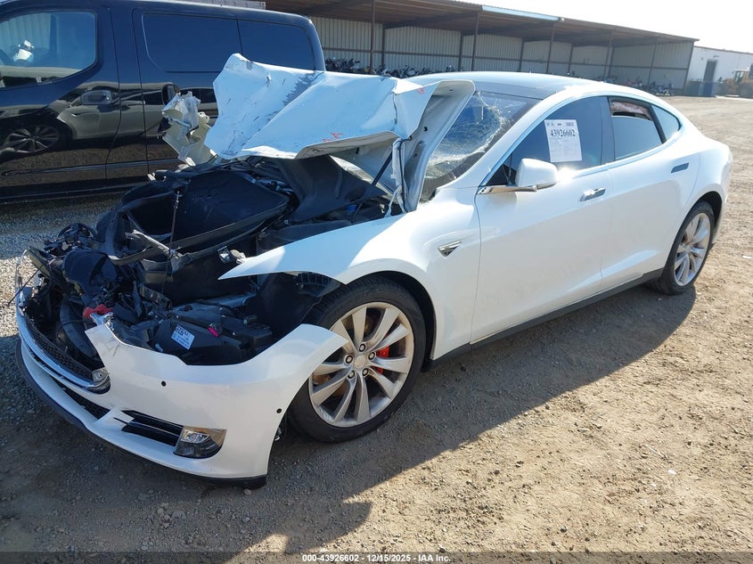 2015 Tesla Model S 85D/P85D