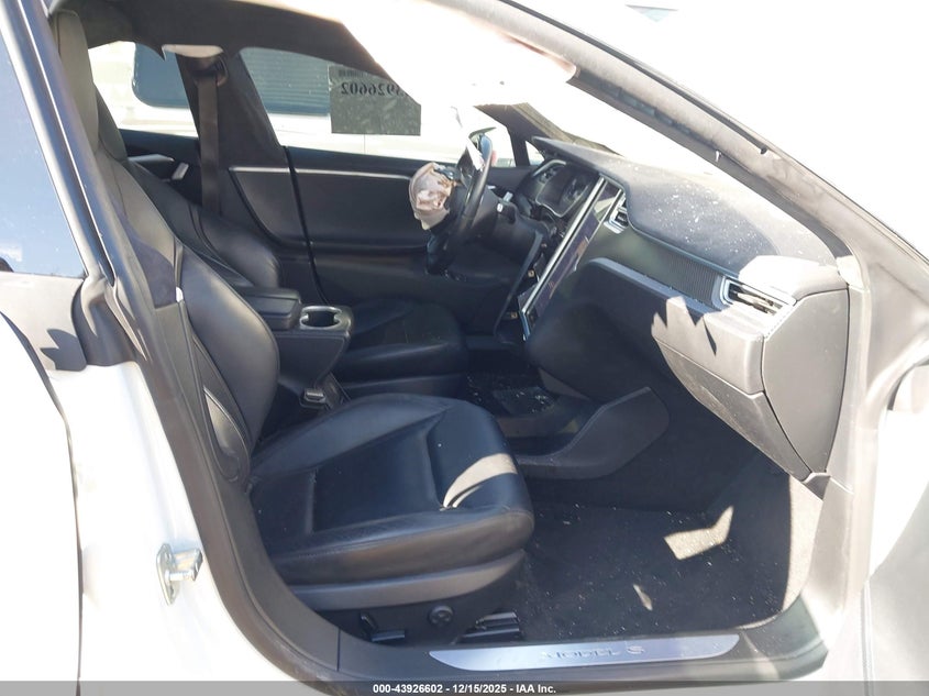 2015 Tesla Model S 85D/P85D