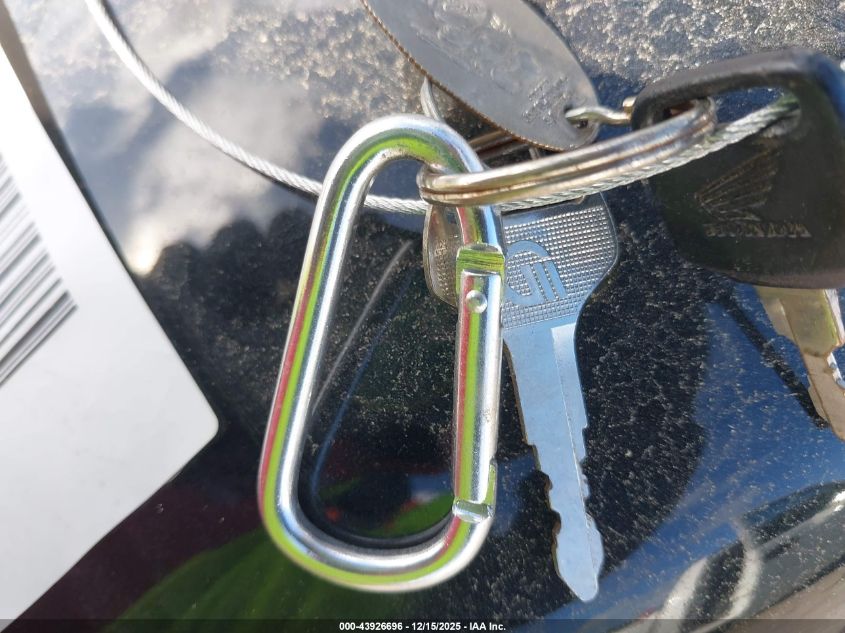 1997 Honda Vf750 C2 VIN: JH2RC4337VM201901 Lot: 43926696