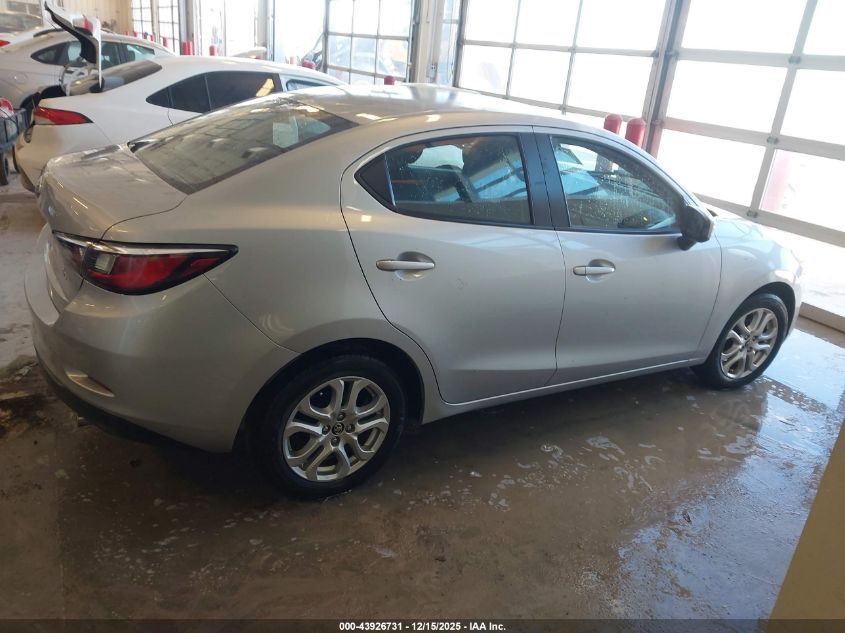 2018 Toyota Yaris Ia VIN: 3MYDLBYV3JY319275 Lot: 43926731