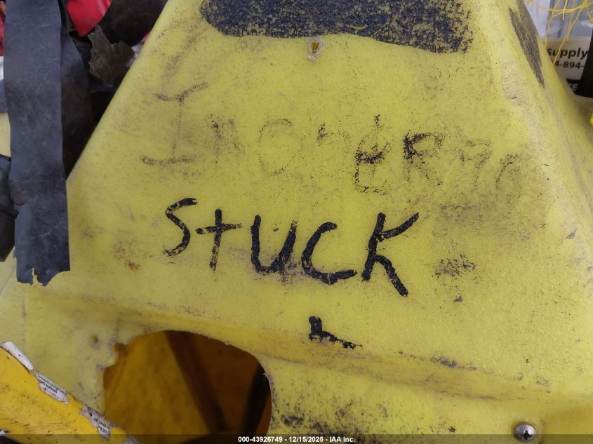 2017 Mini Clubman Cooper VIN: WMWLU1C54H2F27599 Lot: 43926749