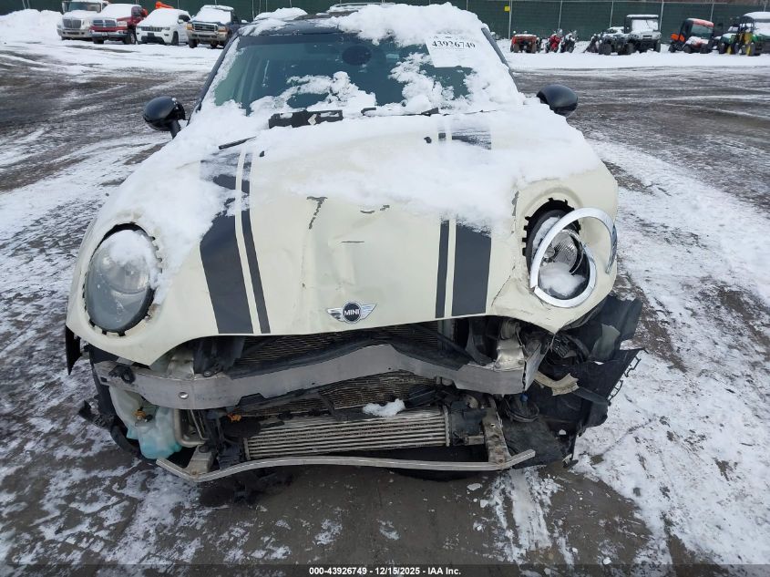 2017 Mini Clubman Cooper VIN: WMWLU1C54H2F27599 Lot: 43926749