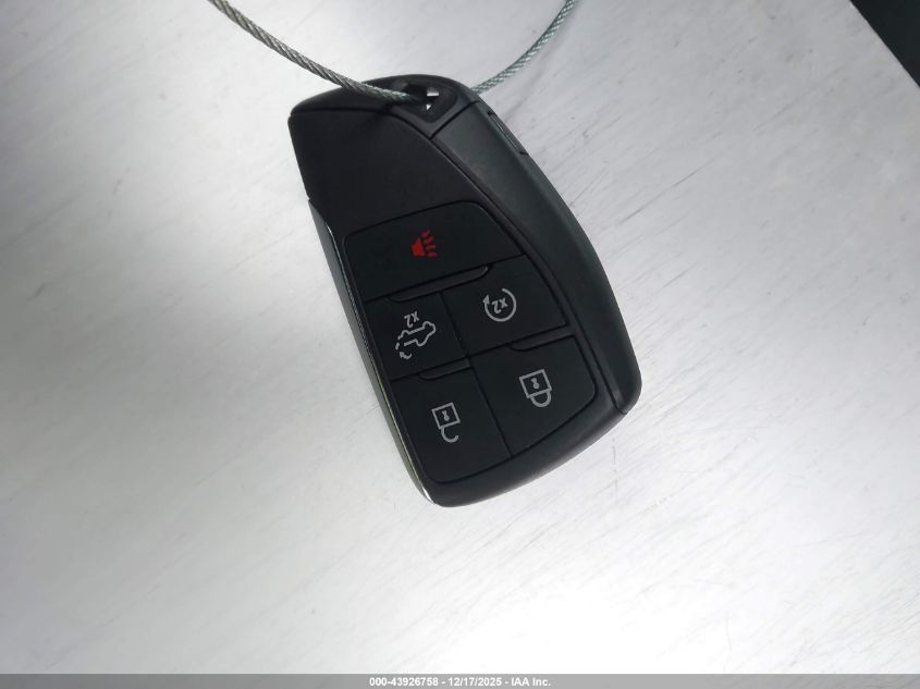 2025 Chevrolet Silverado 1500 4Wd Short Bed Rst VIN: 3GCUKEE8XSG205959 Lot: 43926758