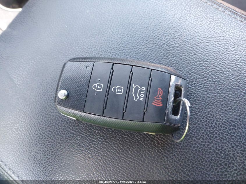 2016 Kia Sorento 2.4L Lx VIN: 5XYPG4A38GG128209 Lot: 43926779