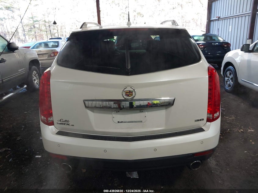 2014 Cadillac Srx Performance Collection VIN: 3GYFNFE3XES652815 Lot: 43926830
