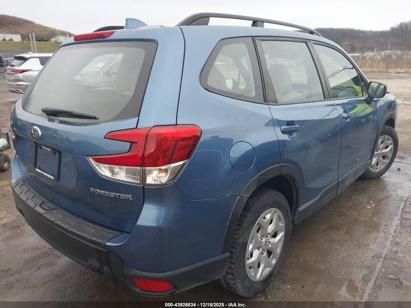 Subaru FORESTER — thumbnail 4