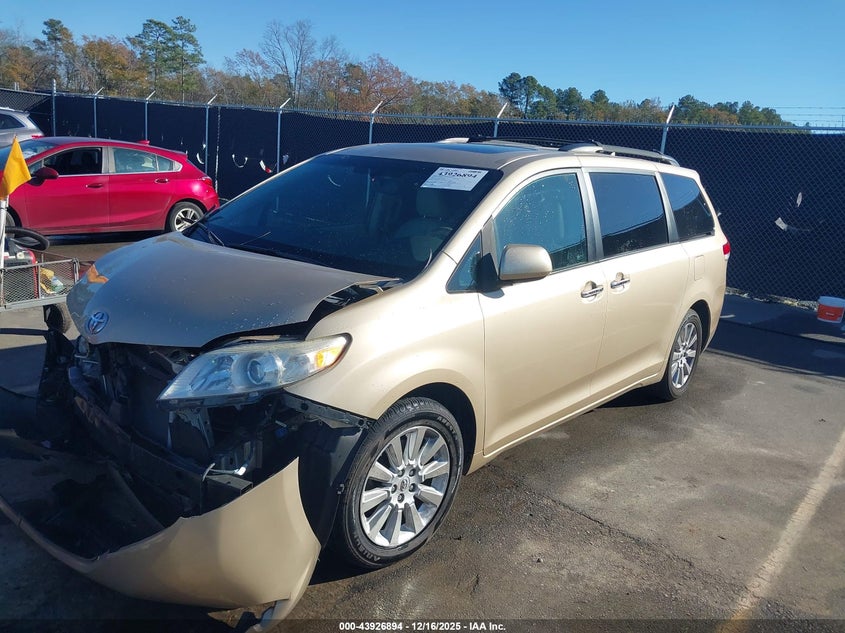 2012 Toyota Sienna Xle 7 Passenger